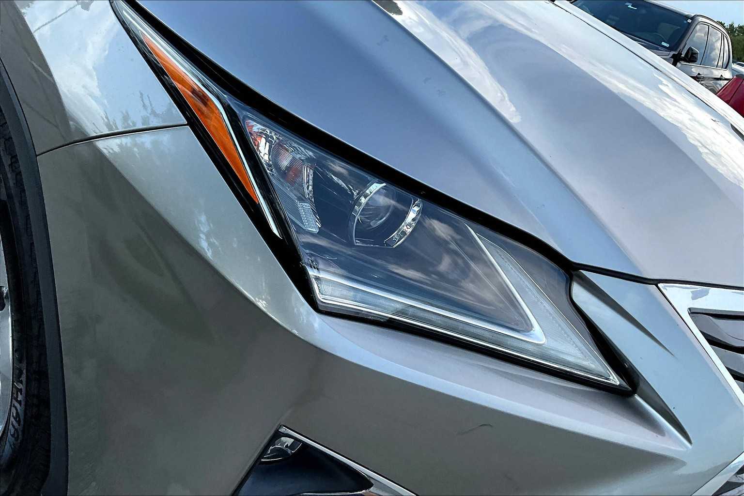 2018 Lexus RX photo 27