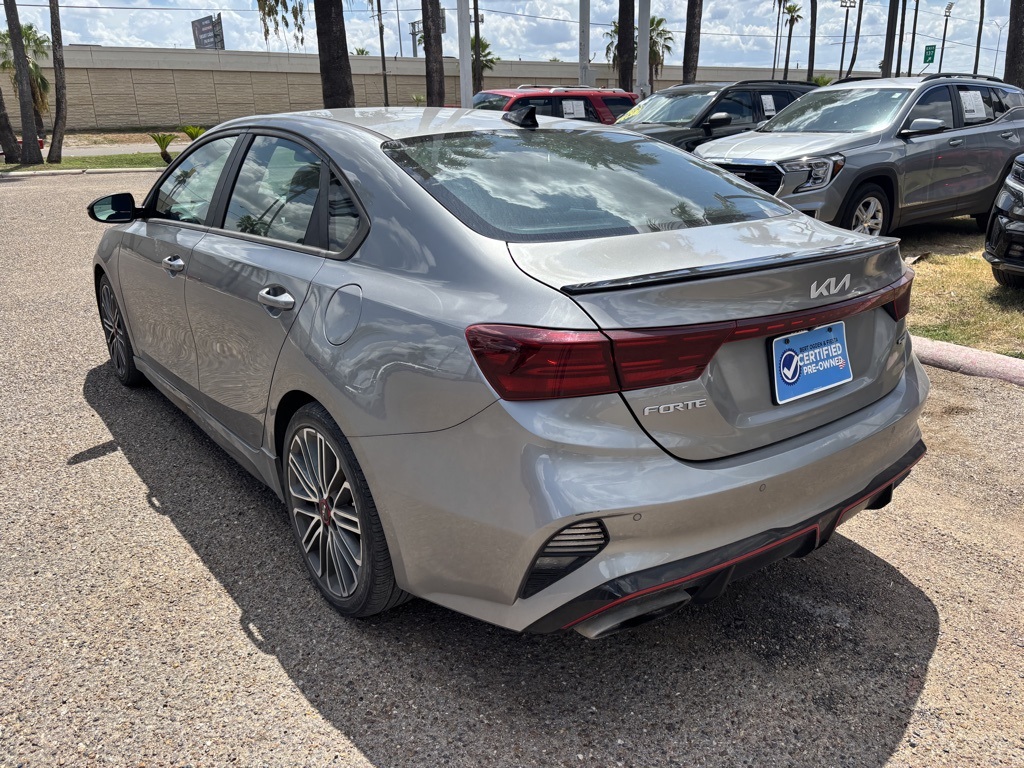 2022 Kia Forte GT photo 5