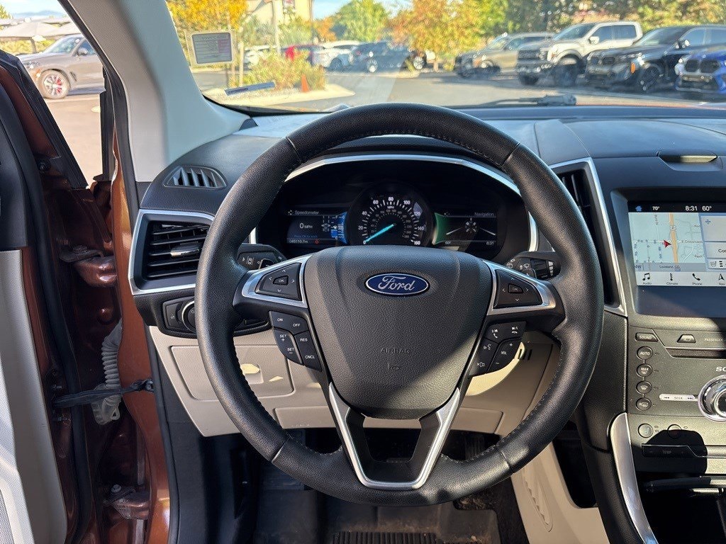 2017 Ford Edge Titanium photo 13