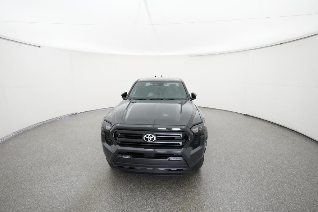 2025 Toyota Tacoma SR5 photo 2