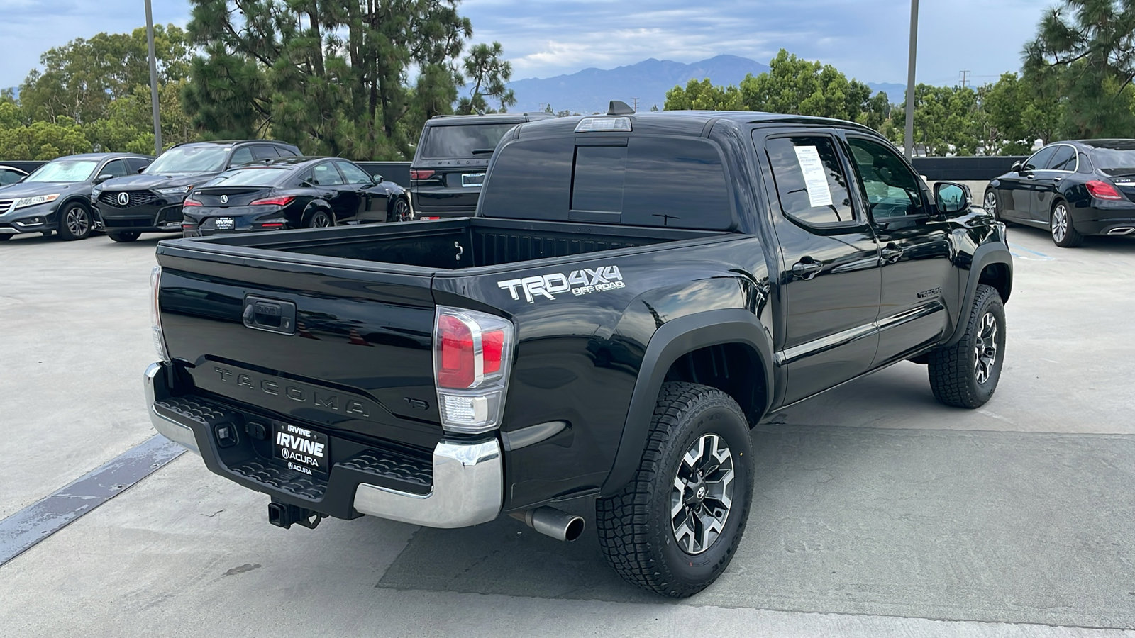 2023 Toyota Tacoma TRD Off-Road V6 photo 5