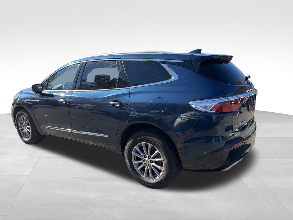2023 Buick Enclave Essence photo 4