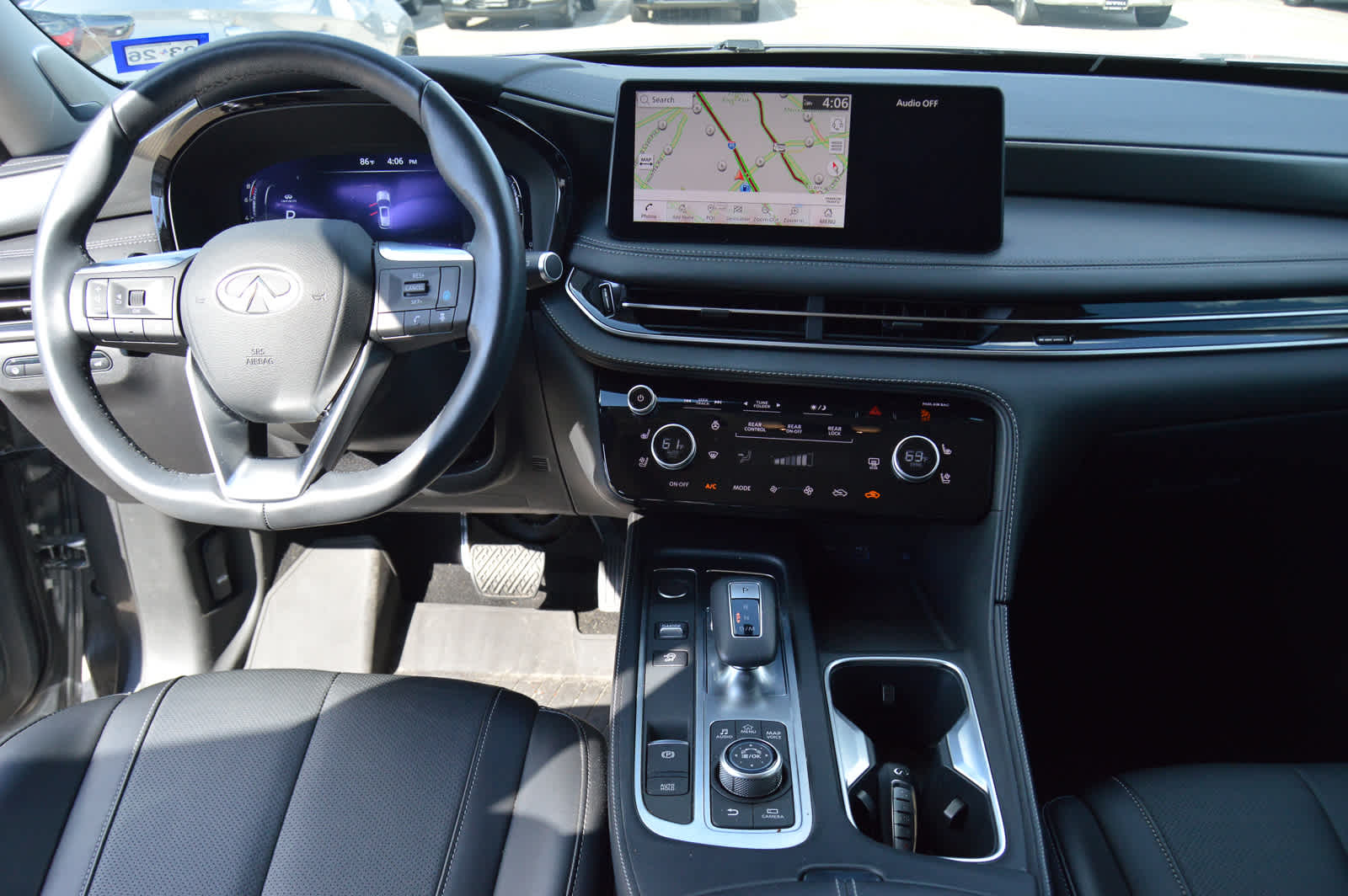 2024 Infiniti QX60 Luxe photo 14
