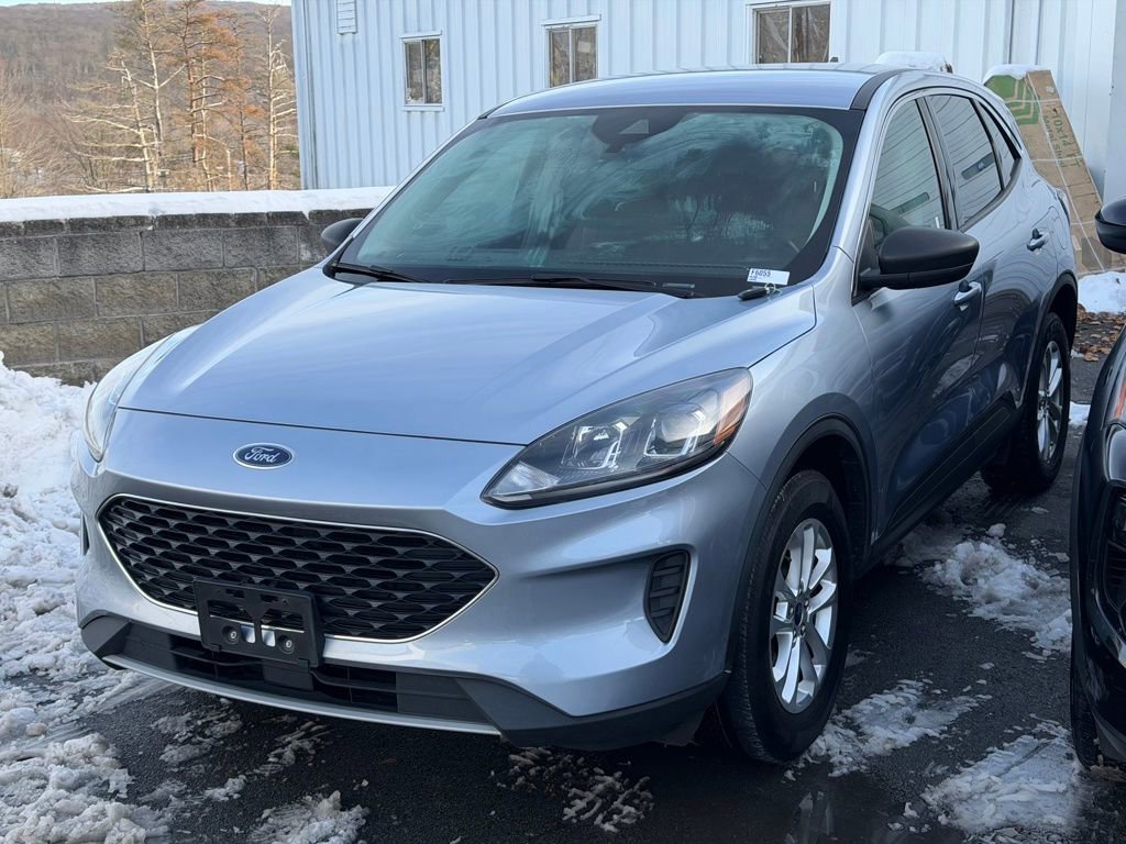 2022 Ford Escape SE's photo