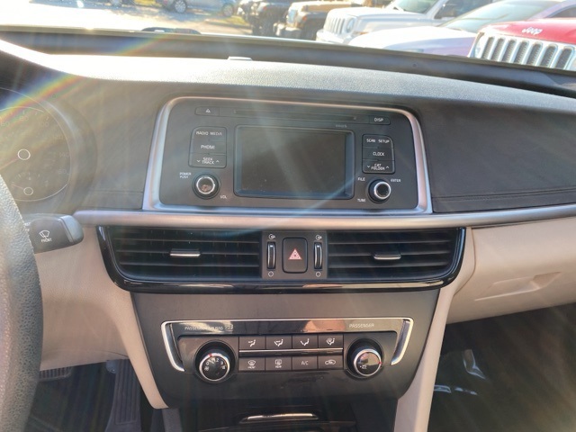 2016 Kia Optima LX photo 14