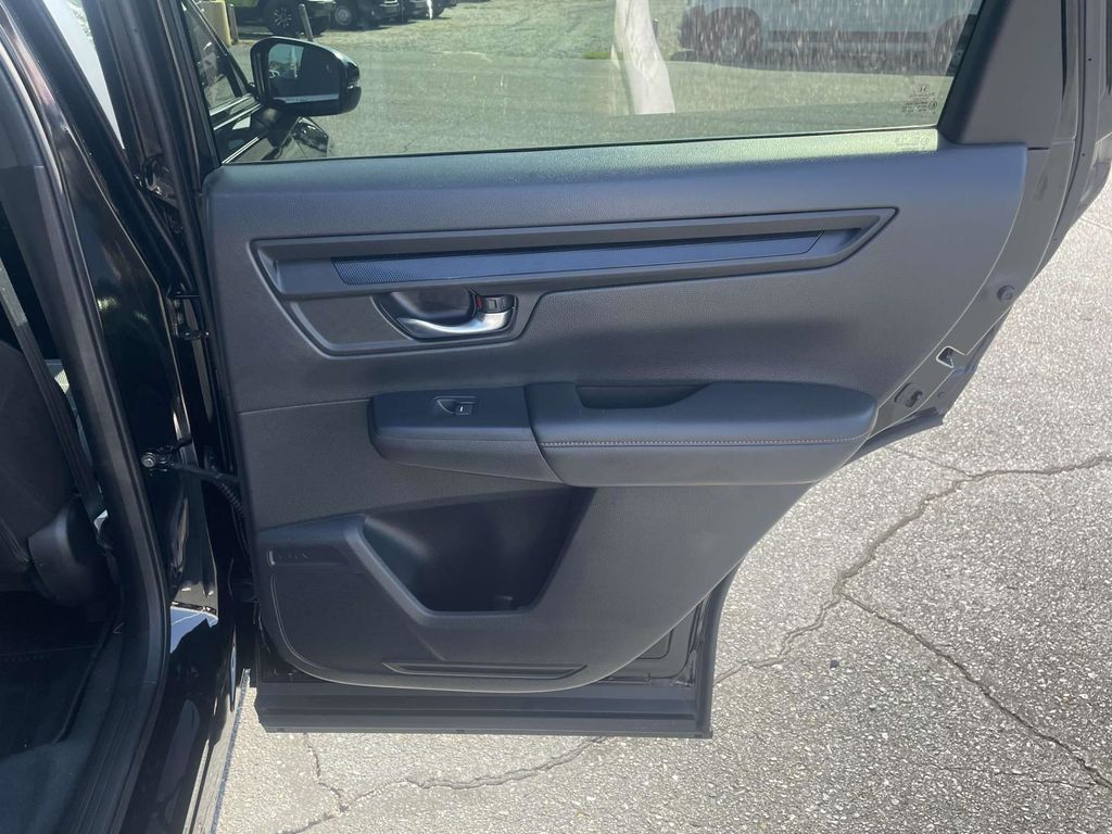 2023 Honda CR-V Hybrid Sport photo 16