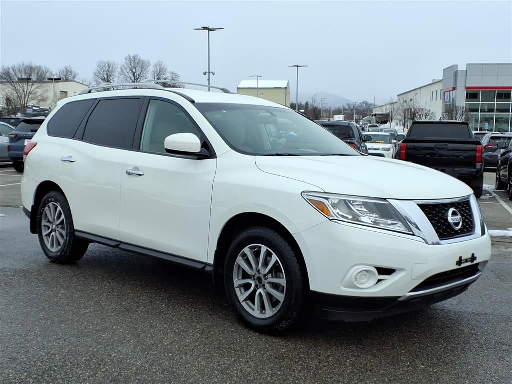 Used 2016 Nissan Pathfinder S with VIN 5N1AR2MM7GC666358 for sale in Roanoke, VA
