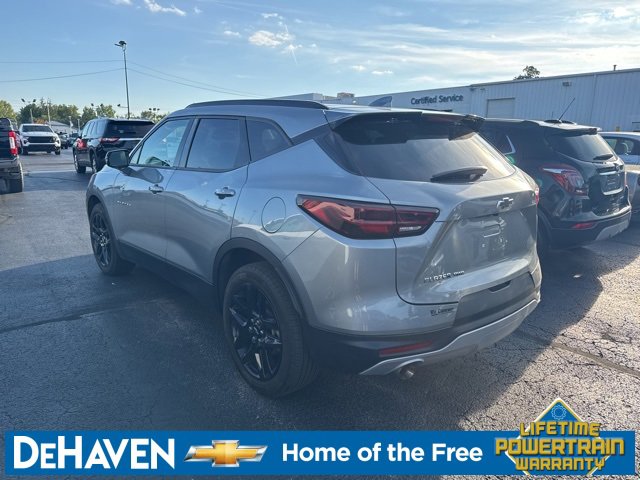 2023 Chevrolet Blazer 3LT photo 2