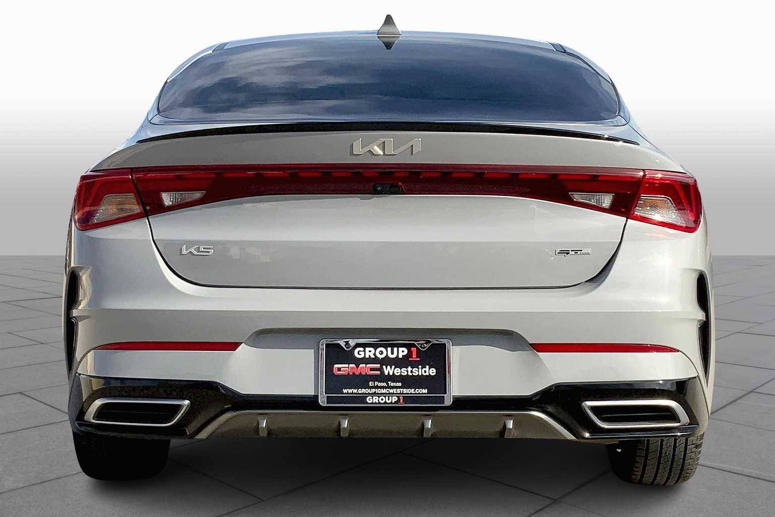 2024 Kia K5 GT-Line photo 4