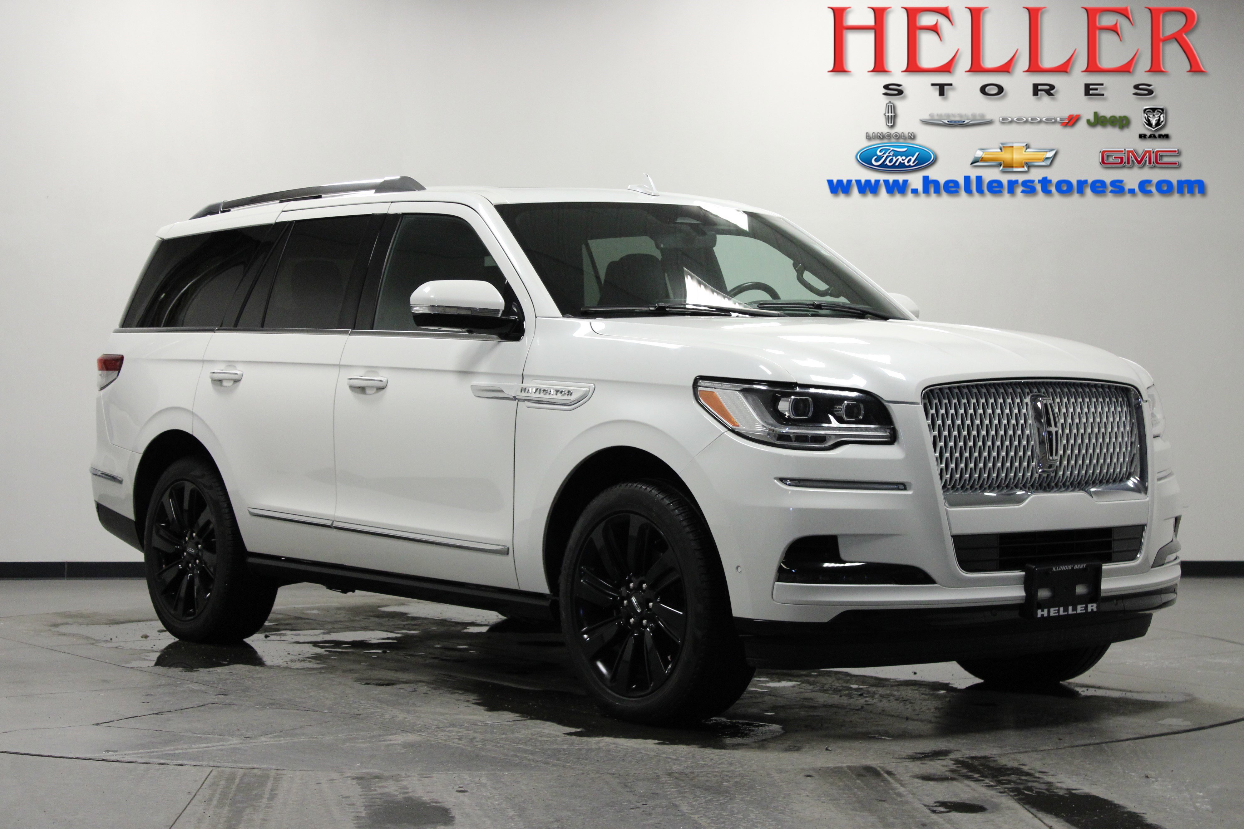 2023 Lincoln Navigator Reserve's photo