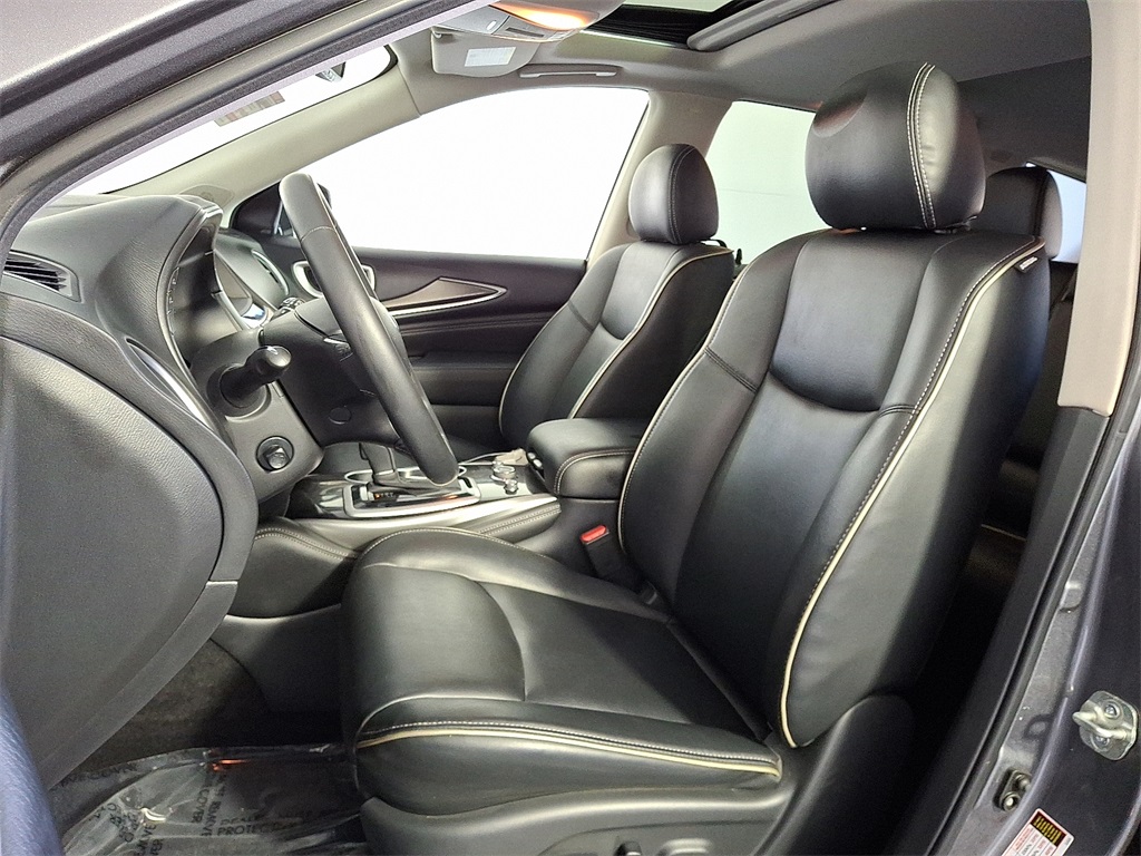 2020 Infiniti QX60 Luxe photo 16