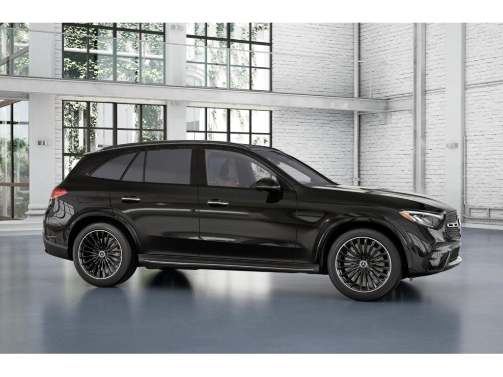 2026 Mercedes Benz GLC 300 photo 13