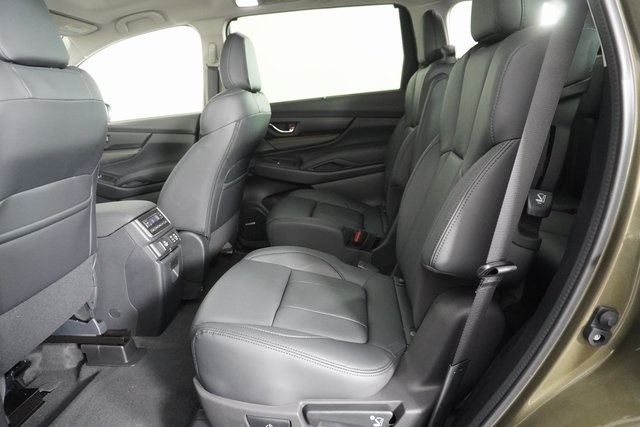 2025 Subaru Ascent Onyx Edition Touring photo 17