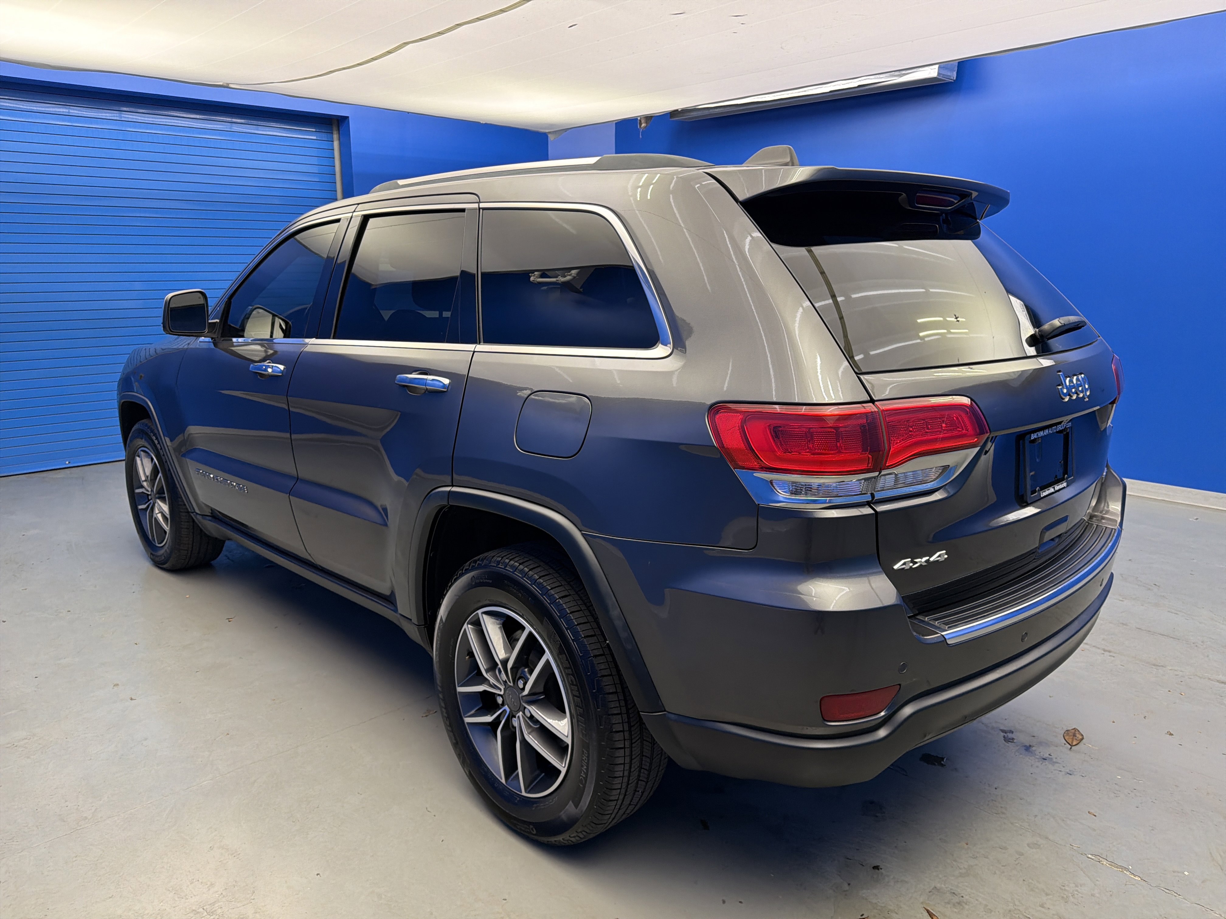 2019 Jeep Grand Cherokee Limited photo 4