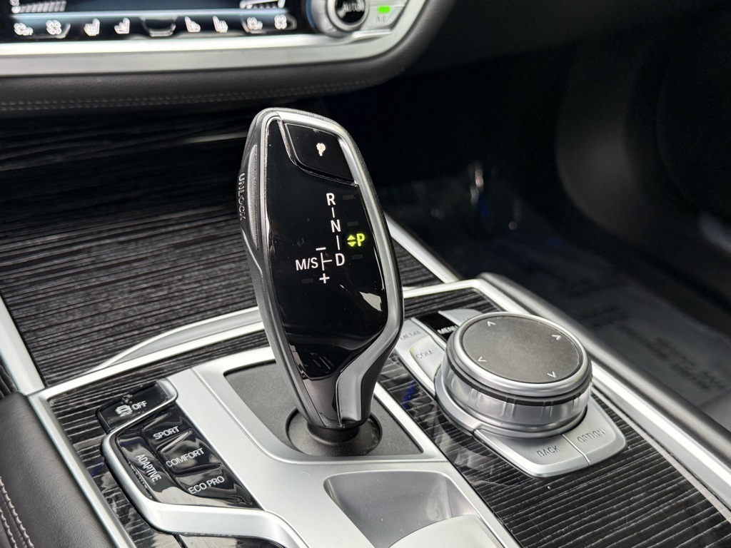 Used 2022 Black BMW 740i image 23