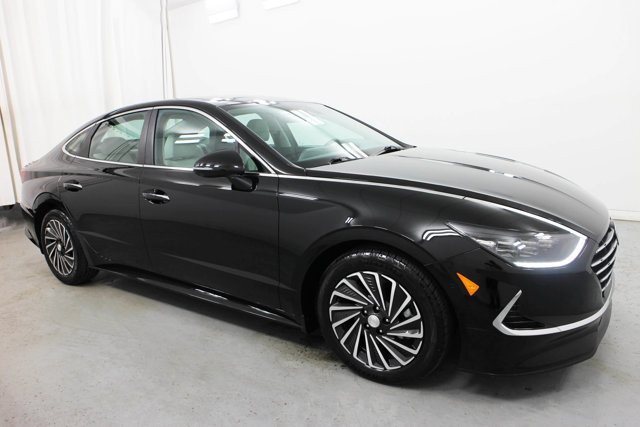 2023 Hyundai Sonata Hybrid Limited photo 3