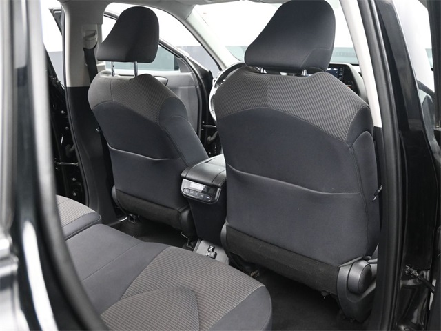 2020 Toyota Highlander LE photo 13