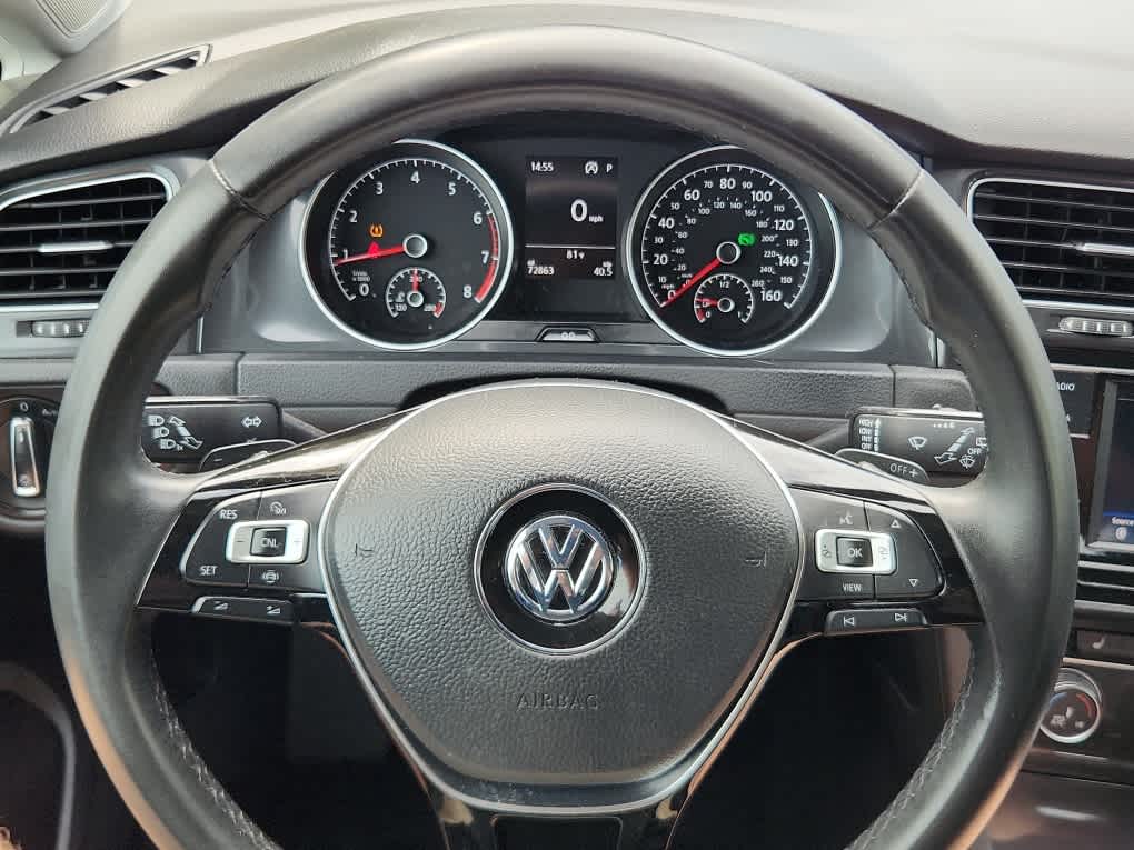 2021 Volkswagen Golf TSI photo 16