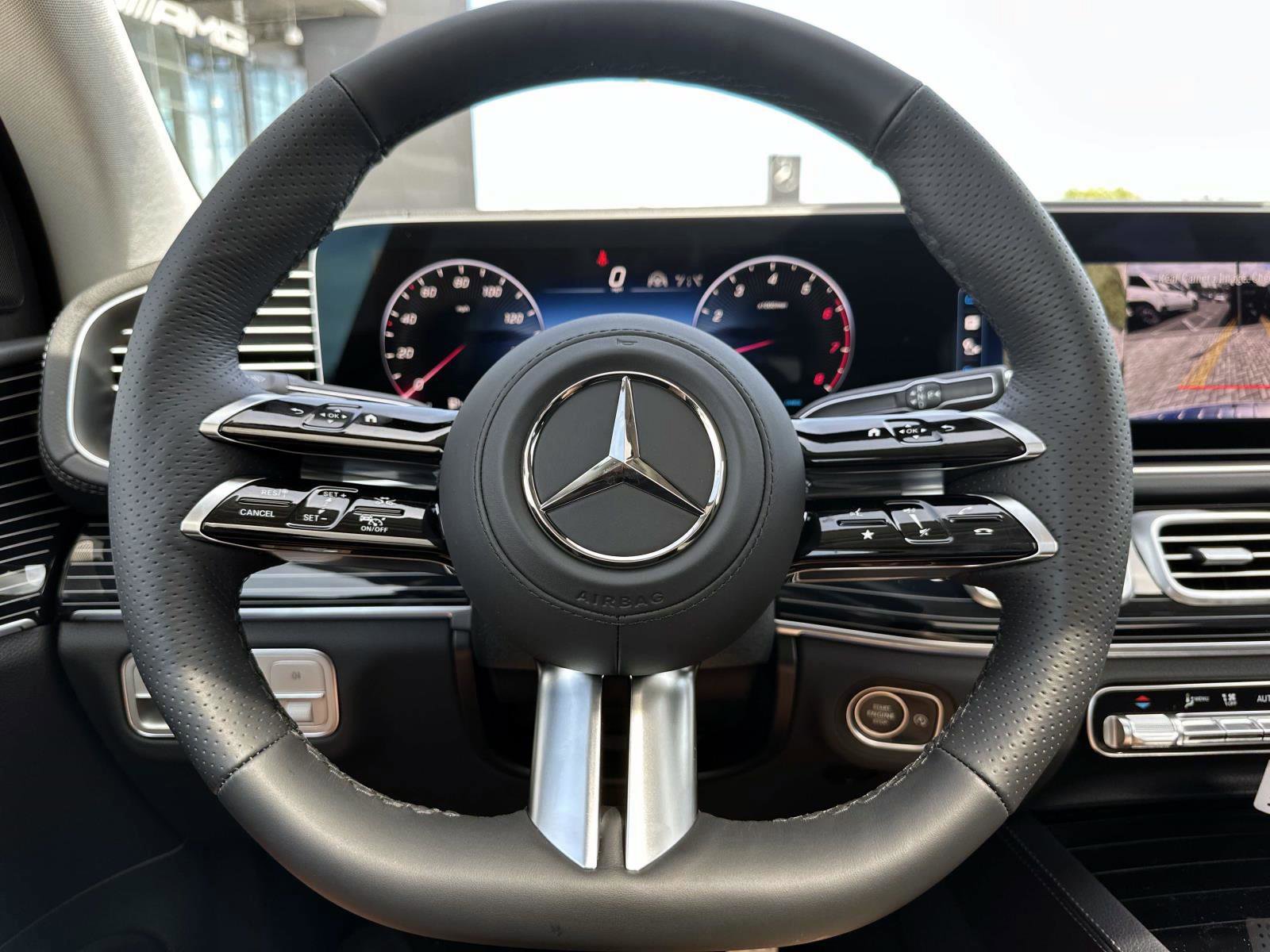 2026 Mercedes Benz GLS 450 4MATIC photo 30