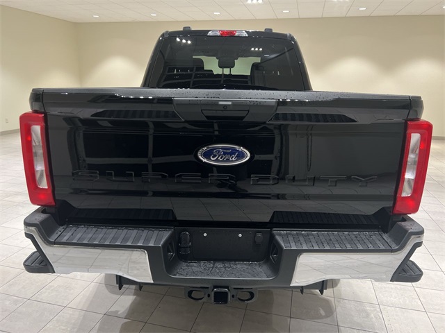 2024 Ford F-250 photo 4