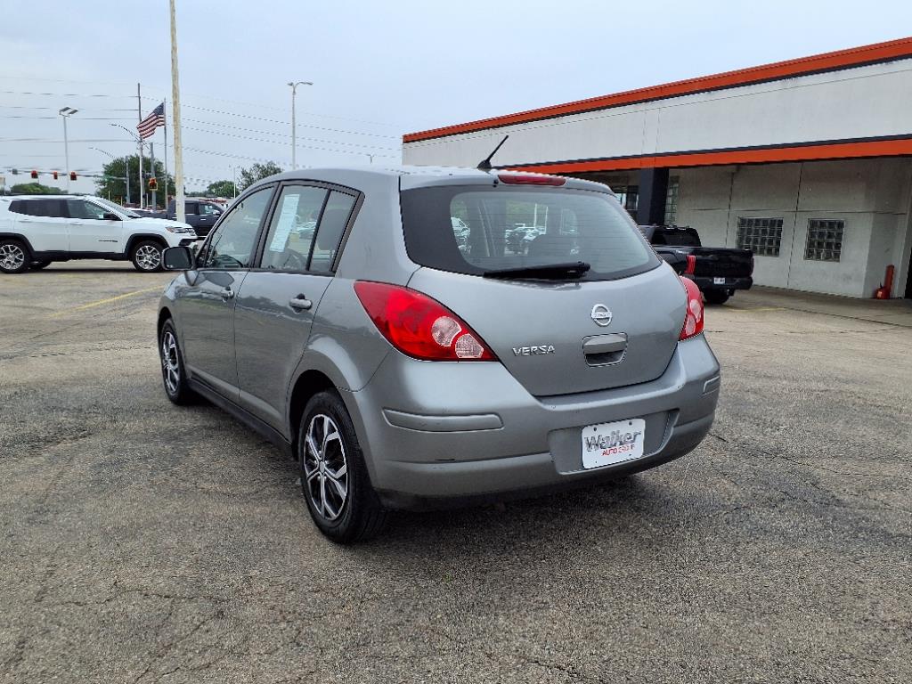 2008 Nissan Versa 1.8 S photo 9