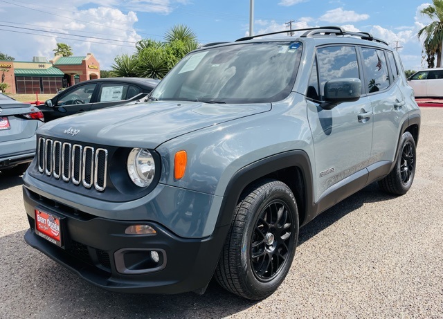 2017 Jeep Renegade Latitude North Edition photo 3