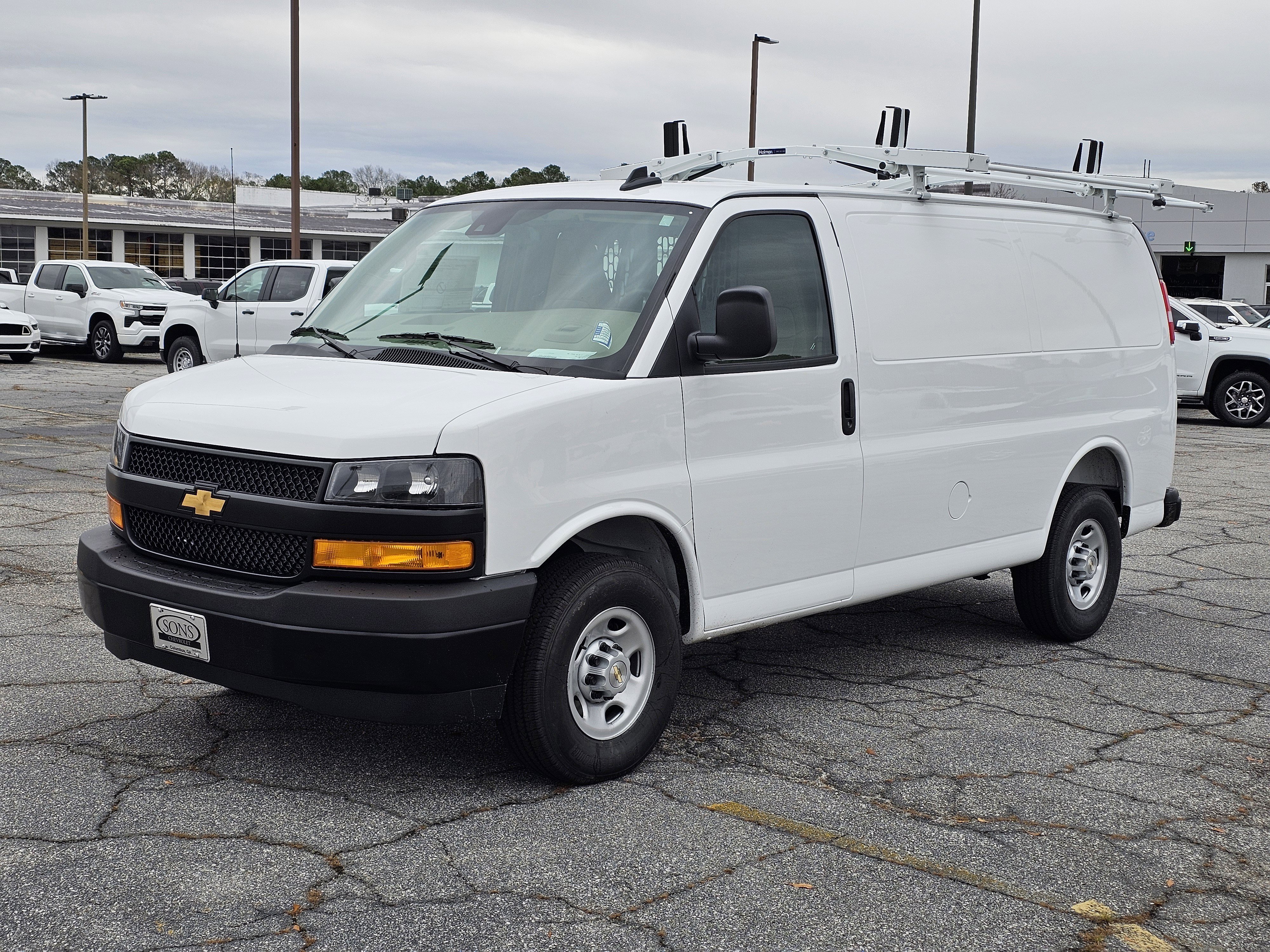 2025 Chevrolet Express Cargo Work Van's photo