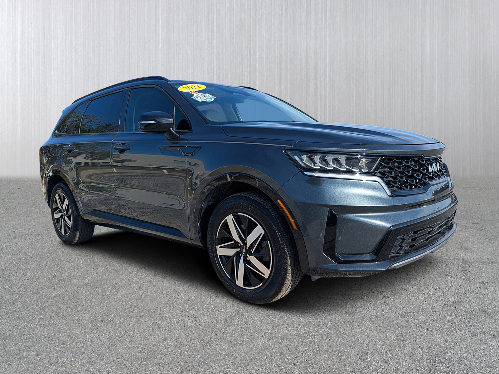 2022 Kia Sorento S's photo