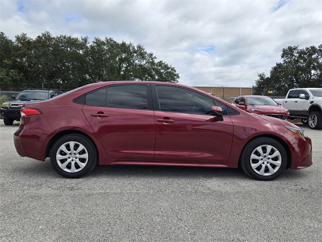 2024 Toyota Corolla LE photo 4