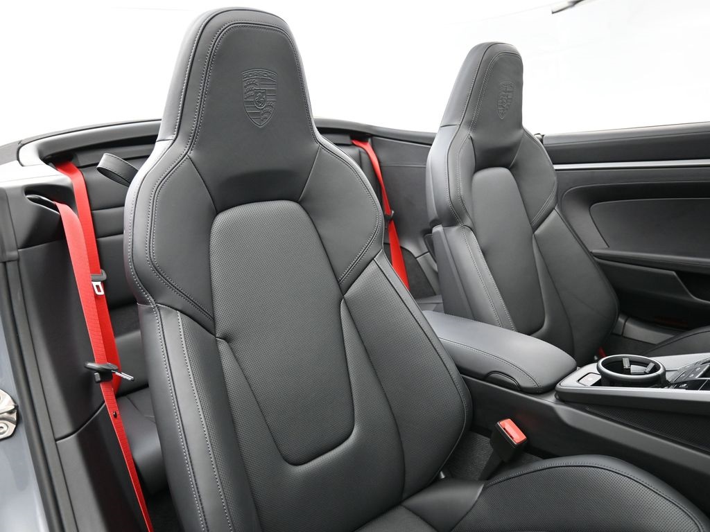 2024 Porsche 911 4S photo 29