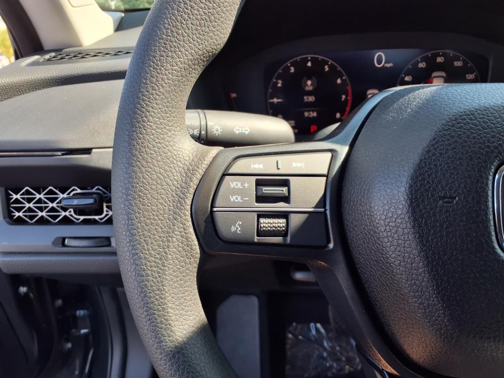2025 Honda Accord LX photo 11