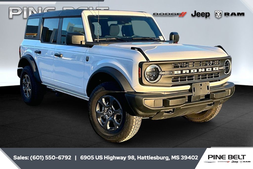 2025 Ford Bronco 4-Door Big Bend's photo