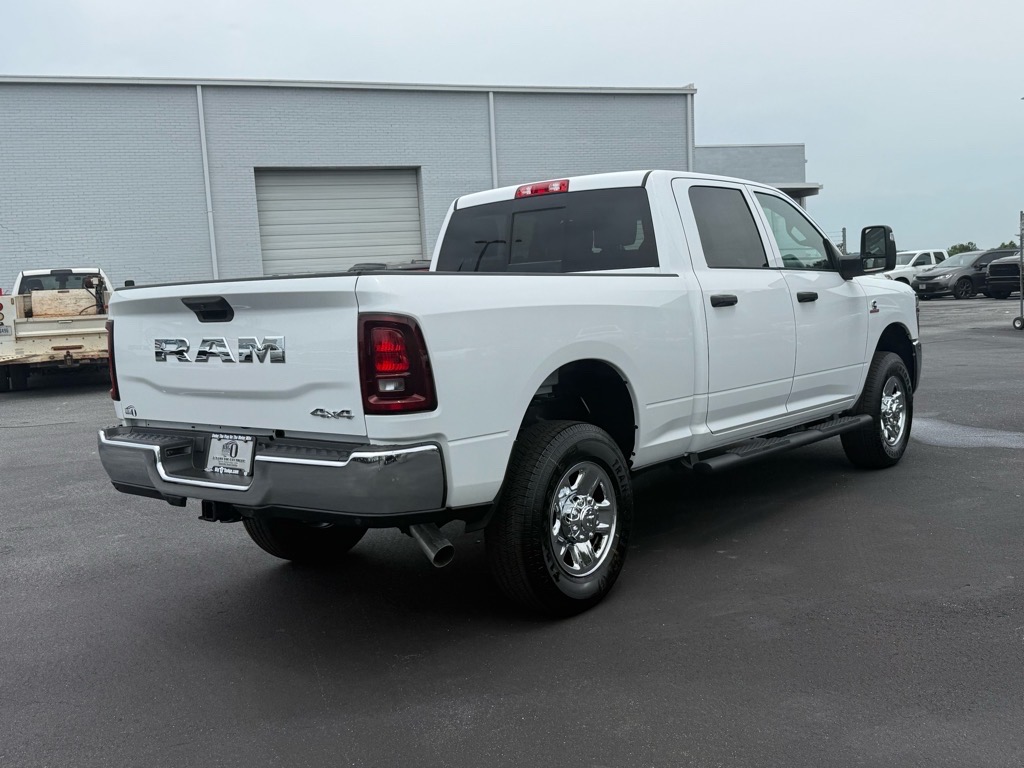 2025 Ram 2500 Tradesman photo 3