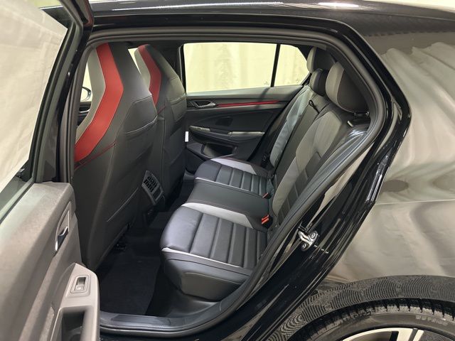 2025 Volkswagen Golf GTI SE photo 28