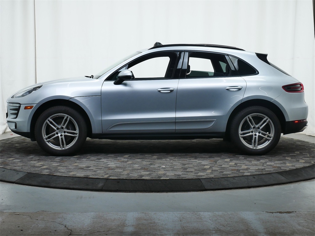 Used 2018 Porsche Macan Base with VIN WP1AA2A55JLB01704 for sale in Golden Valley, Minnesota