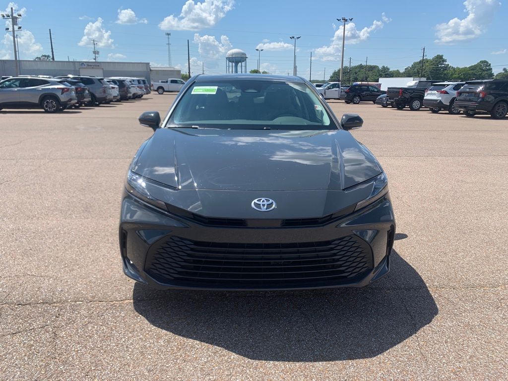 2025 Toyota Camry LE photo 2