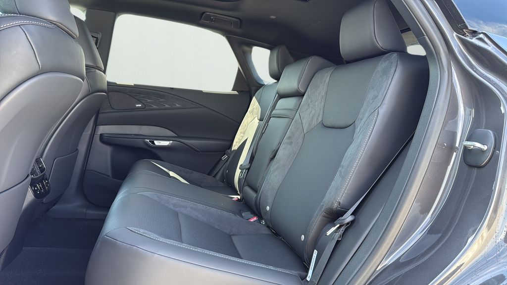 2025 Lexus RX 350 Luxury photo 11