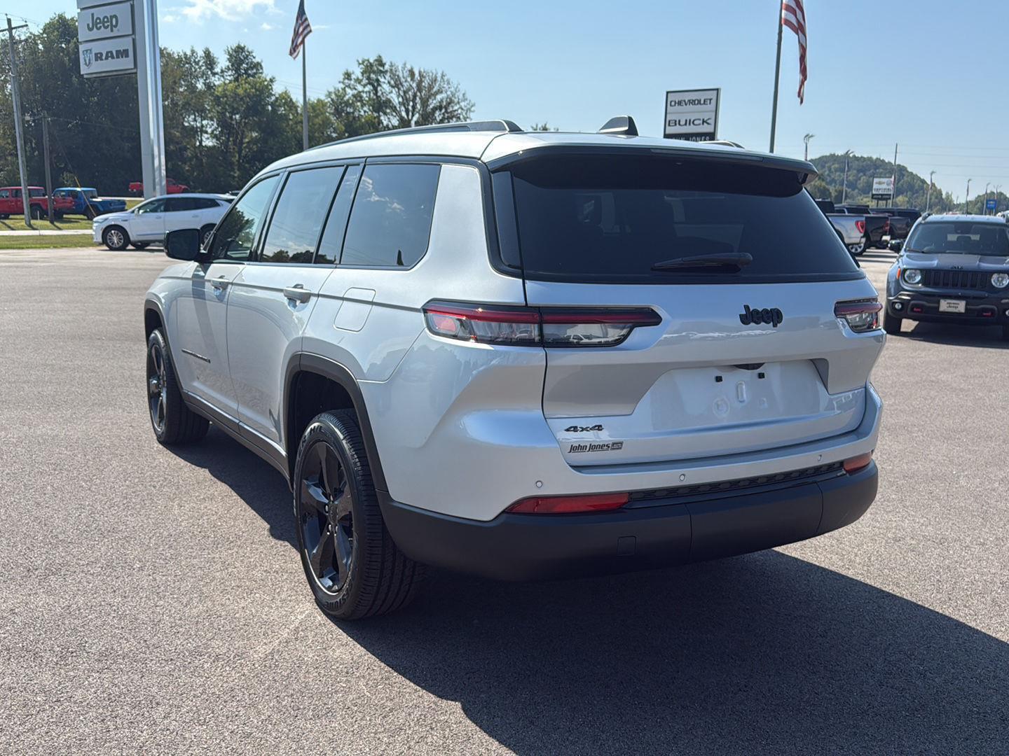 2025 Jeep Grand Cherokee Altitude X photo 15