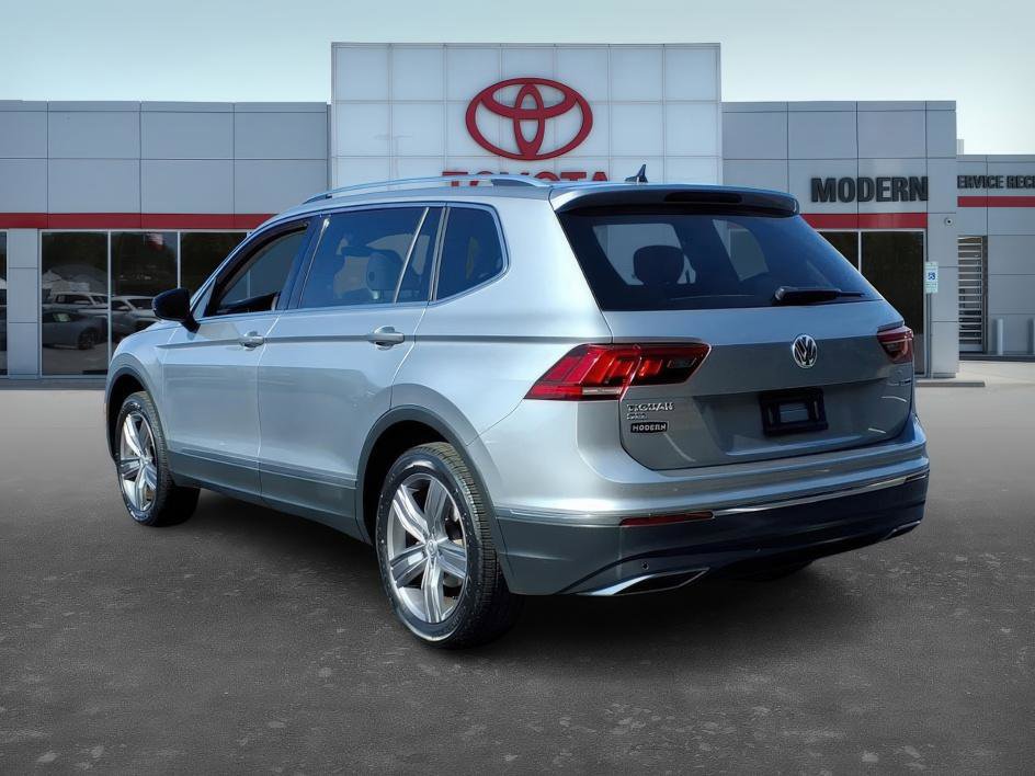 2020 Volkswagen Tiguan SEL photo 4