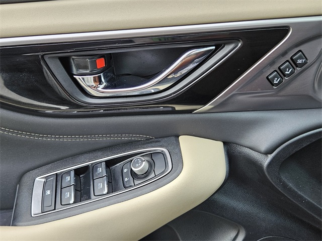2020 Subaru Outback Limited photo 30