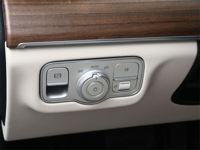 2026 Mercedes Benz GLE 450 4MATIC photo 9