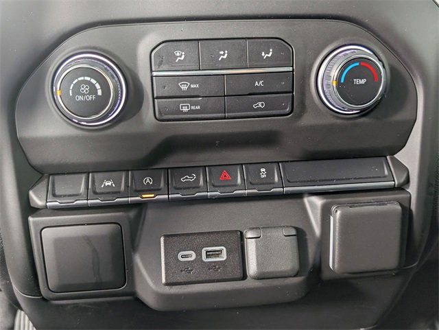 2024 Chevrolet Silverado 1500 Custom photo 24