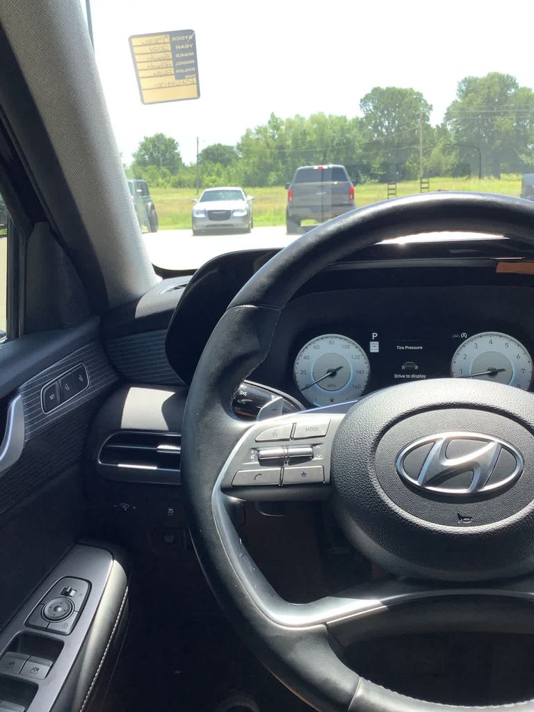 2024 Hyundai Palisade Limited photo 9