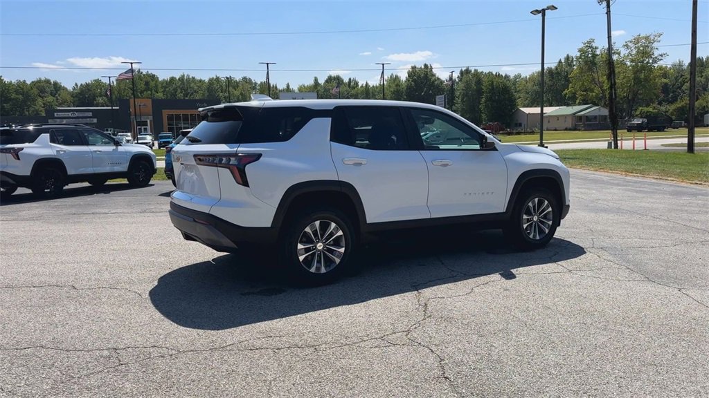 2026 Chevrolet Equinox LT photo 9