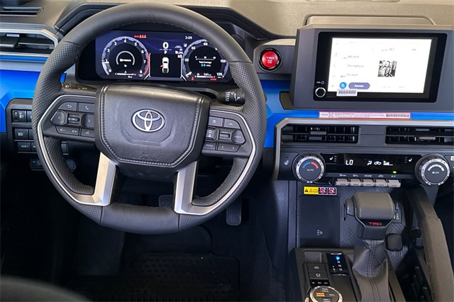 2025 Toyota Tacoma TRD Off-Road 4x4 Double Cab photo 16
