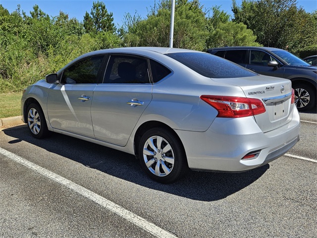 2019 Nissan Sentra S photo 7