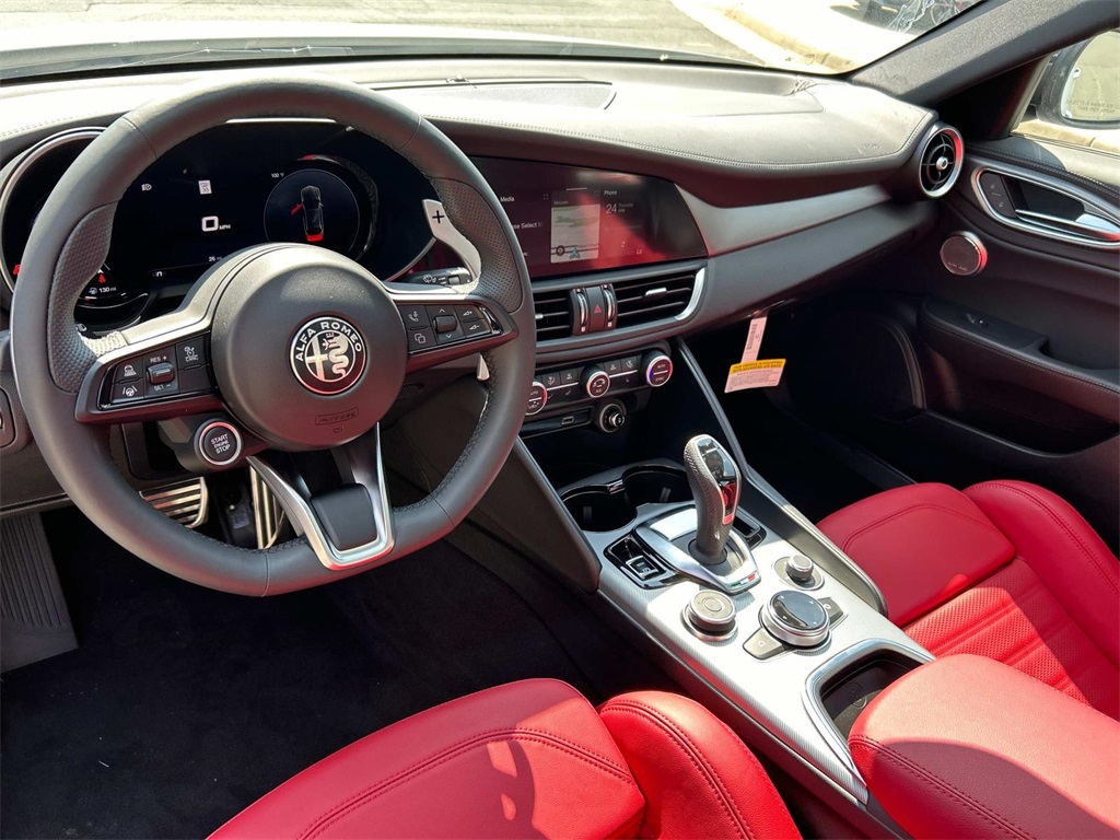2025 Alfa Romeo Giulia SPRINT photo 21