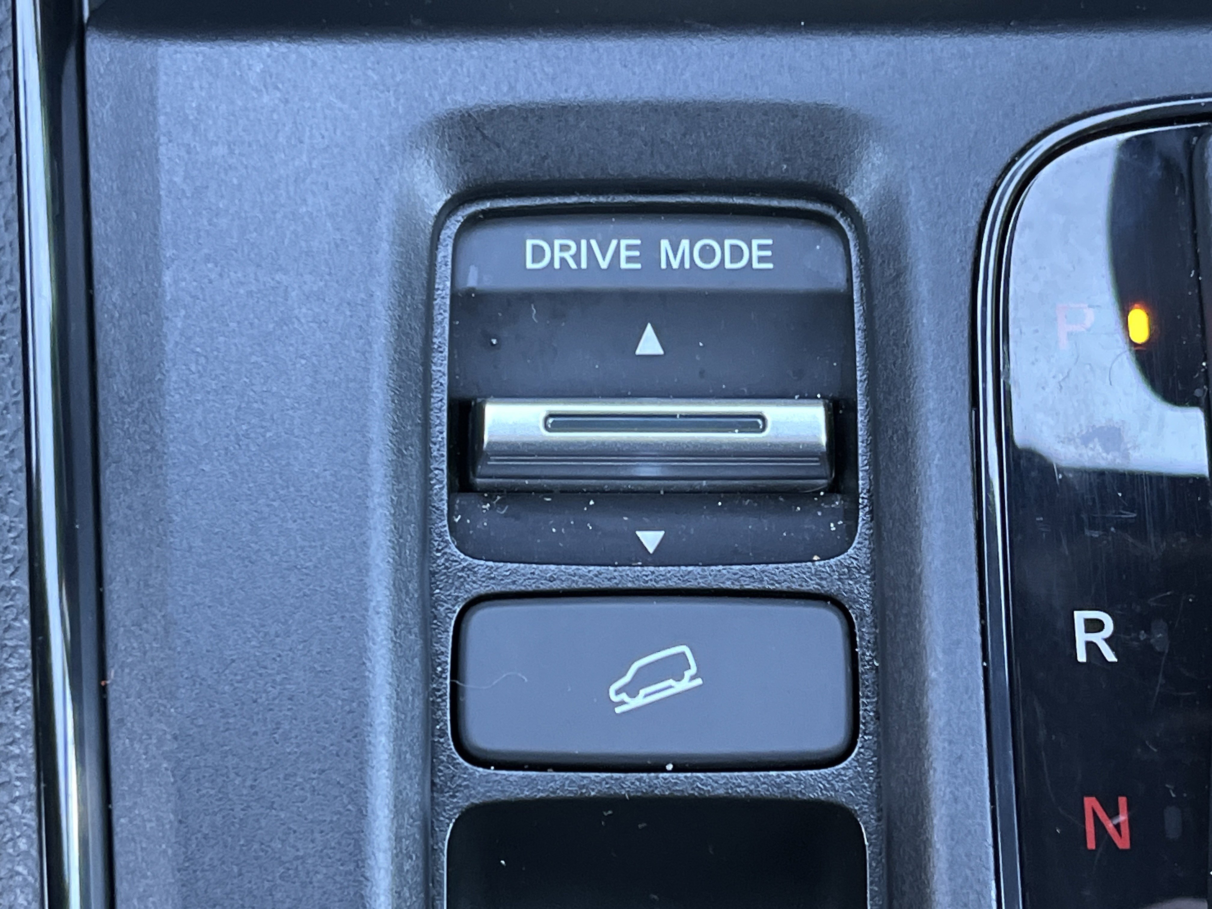 2025 Honda CR-V Hybrid Sport-L photo 4