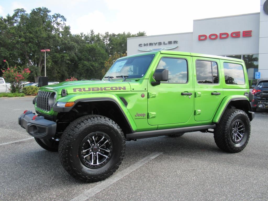 2025 Jeep Wrangler Rubicon photo 3