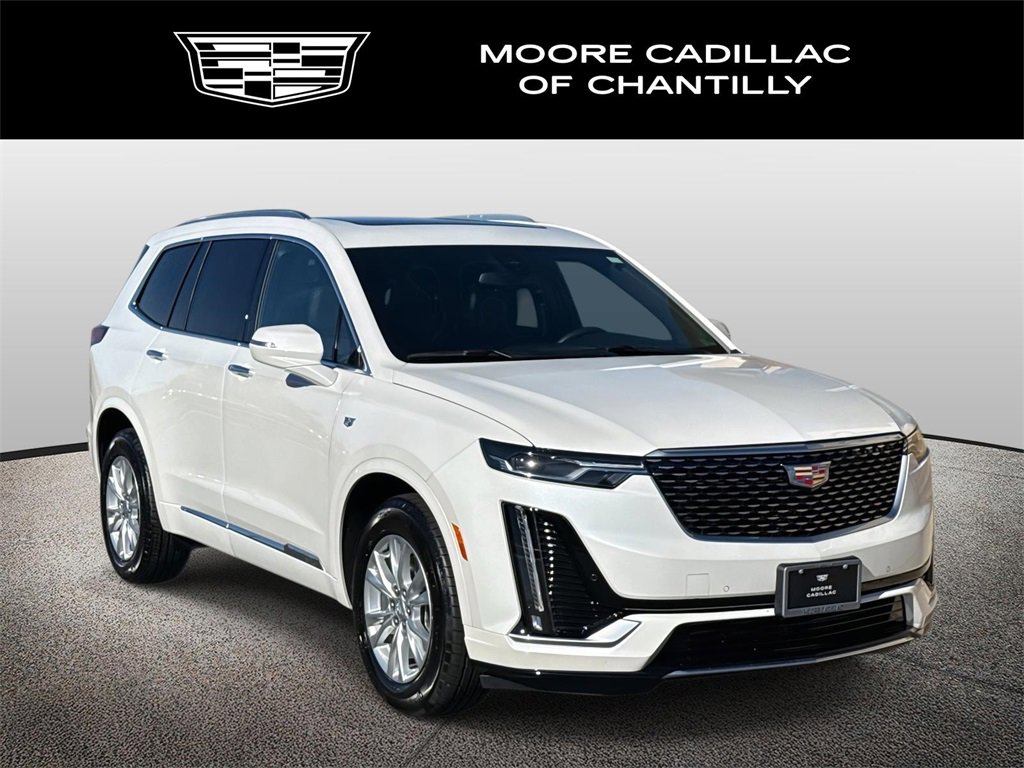 2025 Cadillac XT6 Luxury's photo
